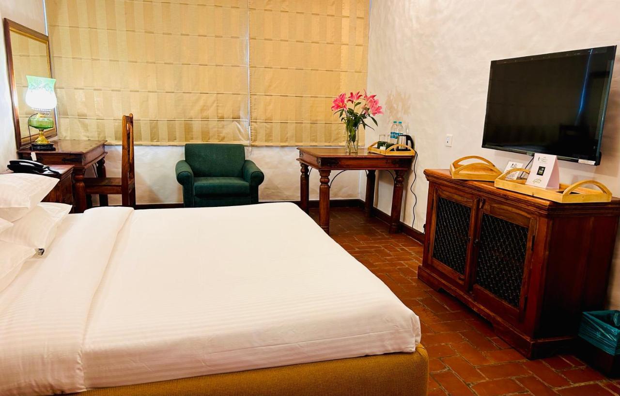 The Kaptain'S Retreat Chandīgarh 외부 사진