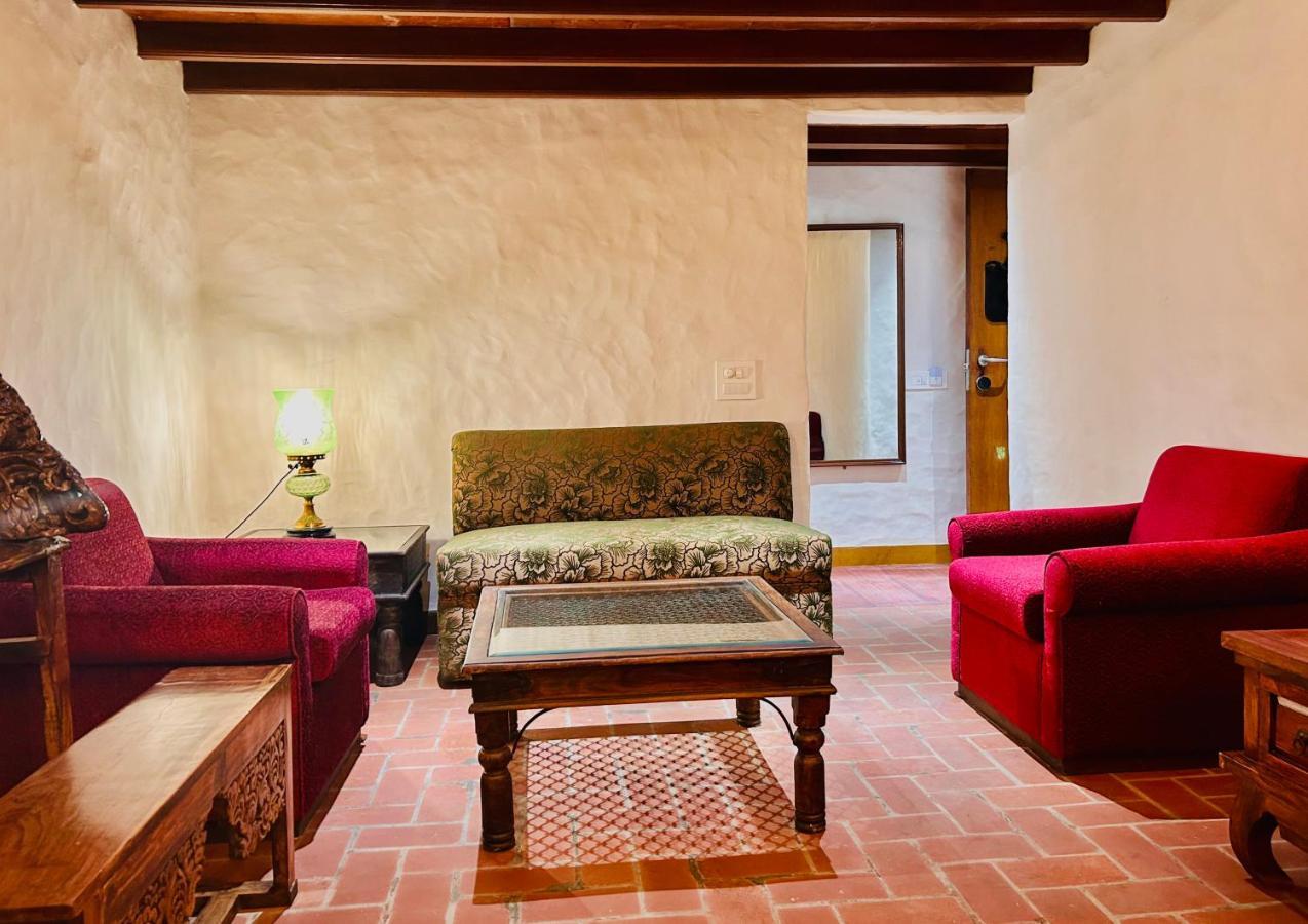 The Kaptain'S Retreat Chandīgarh 외부 사진