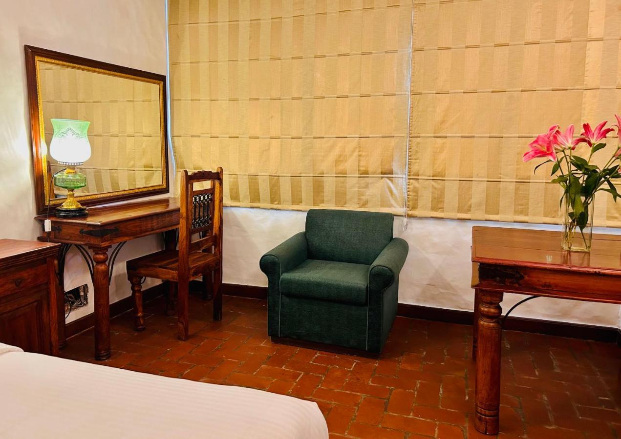 The Kaptain'S Retreat Chandīgarh 외부 사진